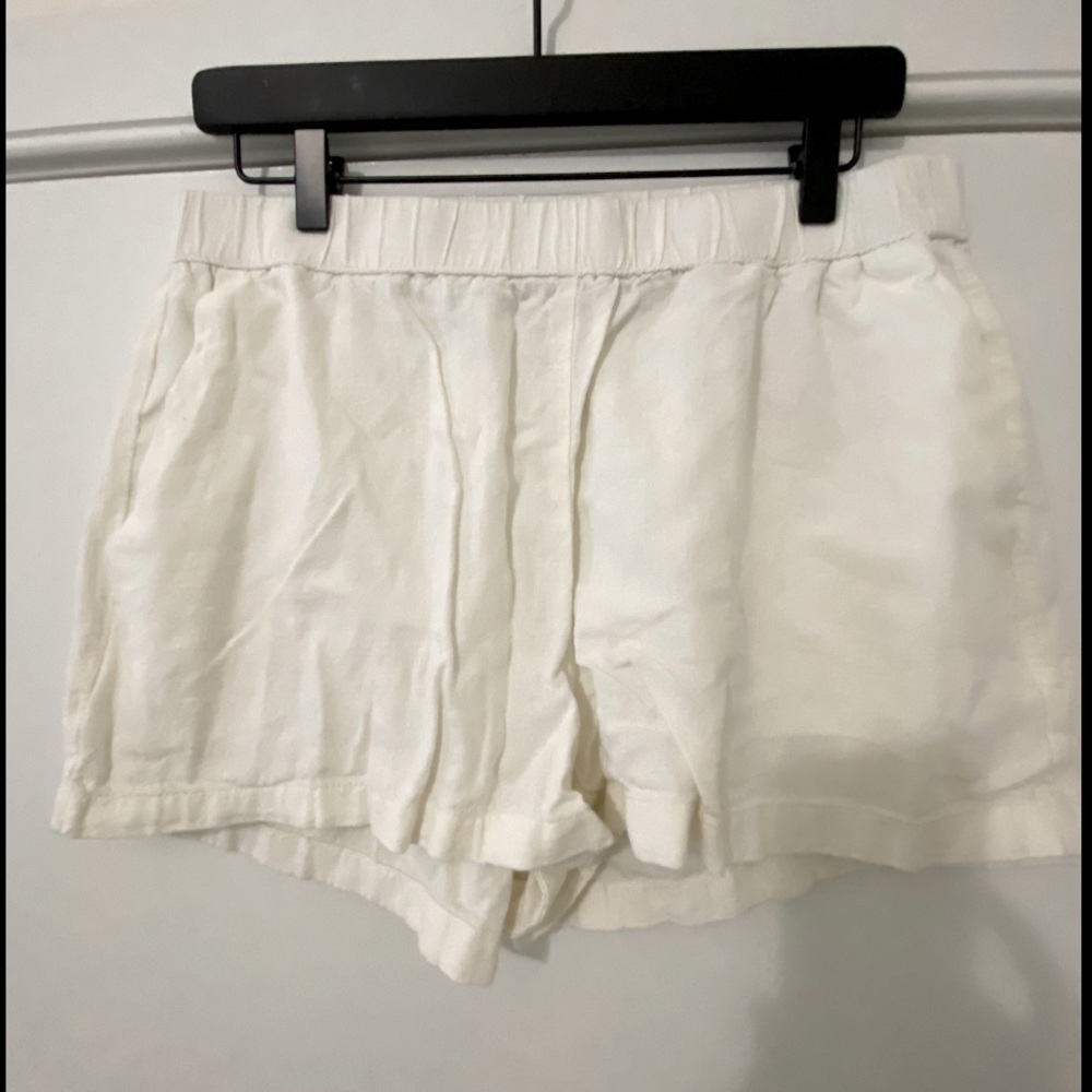 White linen-like shorts